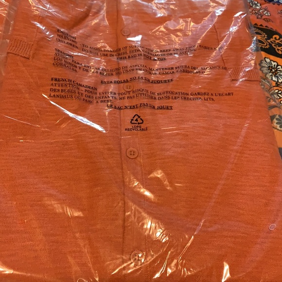 Cute Cardigan 3x - Picture 7 of 8